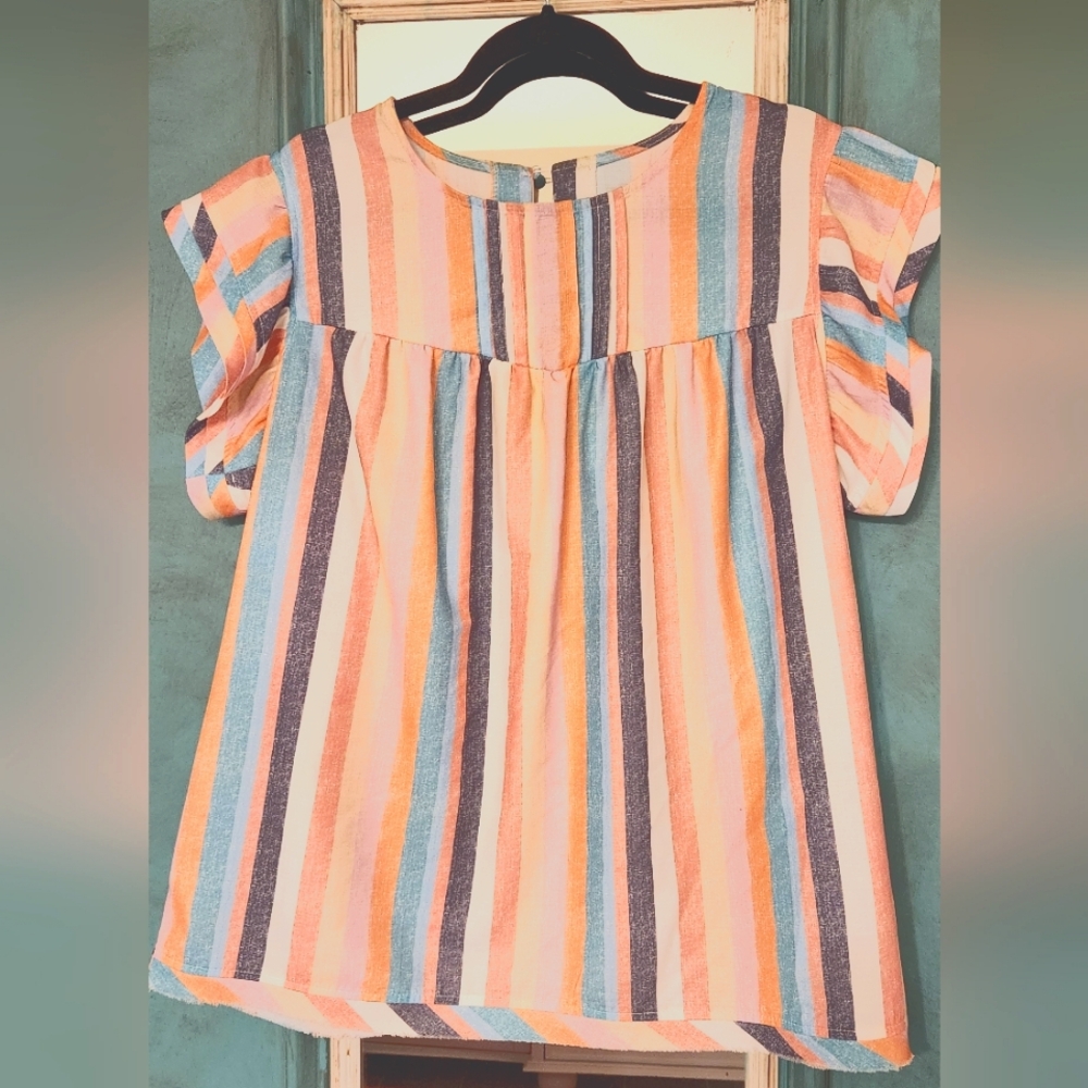 Ruffled short sleeve boutique top